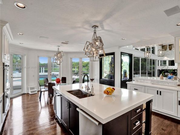 2950 Surrey Lane, Weston FL 33331