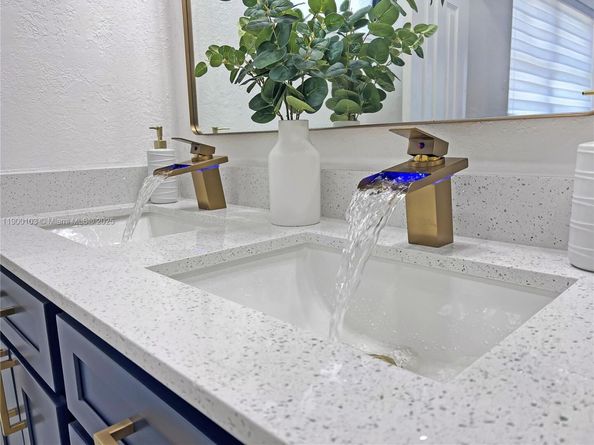 515 NW 30th Ter, Fort Lauderdale FL 33311