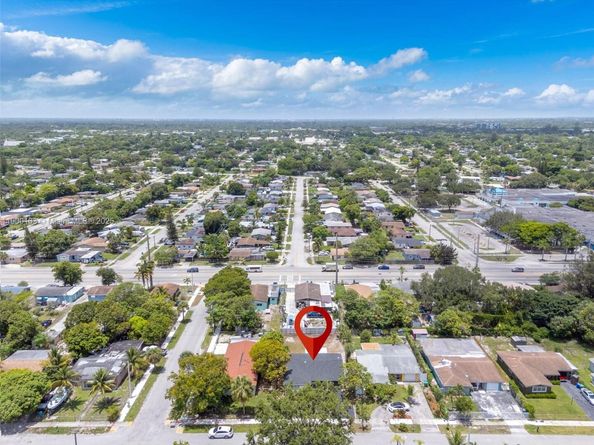 515 NW 30th Ter, Fort Lauderdale FL 33311