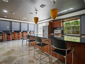 520 SE 5th Ave 1707, Fort Lauderdale FL 33301