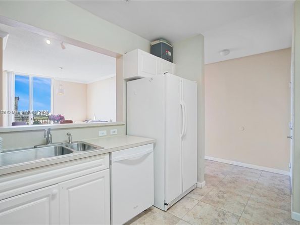 520 SE 5th Ave 1707, Fort Lauderdale FL 33301
