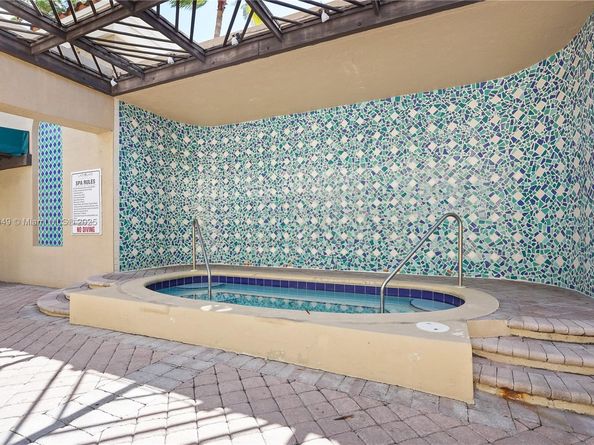 520 SE 5th Ave 1707, Fort Lauderdale FL 33301