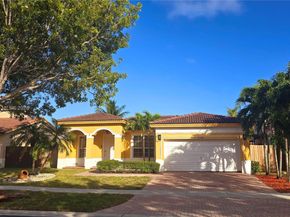 2105 NE 40th Ave, Homestead FL 33033