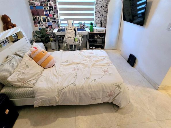 2105 NE 40th Ave, Homestead FL 33033