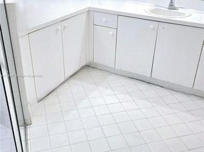 2105 NE 40th Ave, Homestead FL 33033