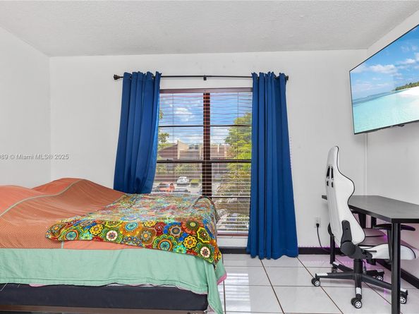 6411 SW 116th Ct F, Miami FL 33173
