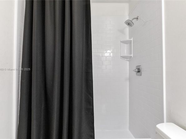 6411 SW 116th Ct F, Miami FL 33173