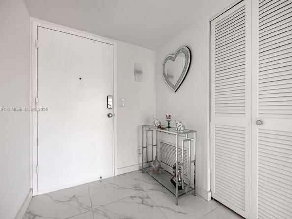 400 Diplomat Pkwy 302, Hallandale Beach FL 33009