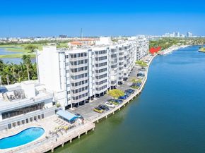 400 Diplomat Pkwy 302, Hallandale Beach FL 33009