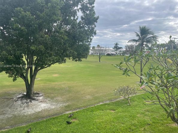 2750 W Golf Blvd 233, Pompano Beach FL 33064