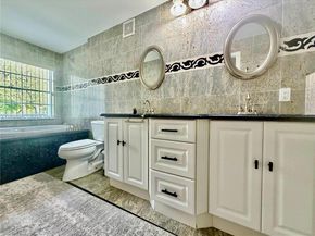 934 NE 27th Ave, Hallandale Beach FL 33009