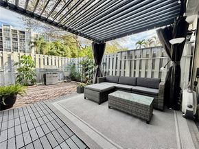 934 NE 27th Ave, Hallandale Beach FL 33009