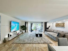 934 NE 27th Ave, Hallandale Beach FL 33009