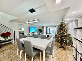 934 NE 27th Ave, Hallandale Beach FL 33009