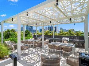 580 72nd St 1908, Miami Beach FL 33141
