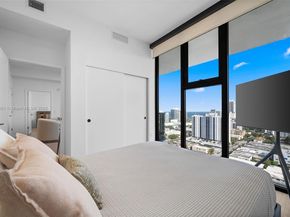 580 72nd St 1908, Miami Beach FL 33141