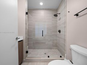 580 72nd St 1908, Miami Beach FL 33141