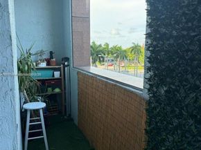 244 Biscayne Blvd 301, Miami FL 33132