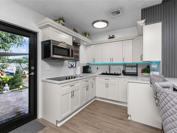 3311 NW 171st St, Miami Gardens FL 33056