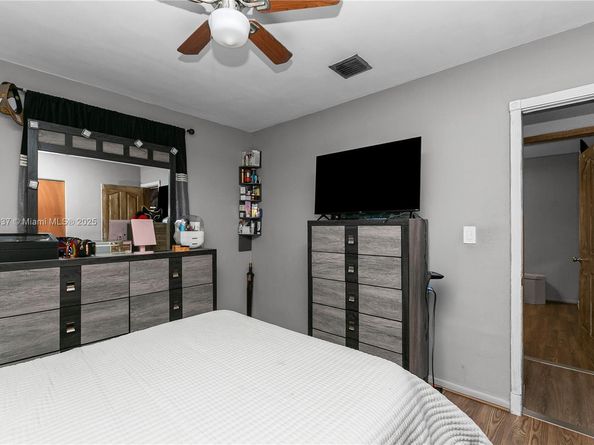 3311 NW 171st St, Miami Gardens FL 33056