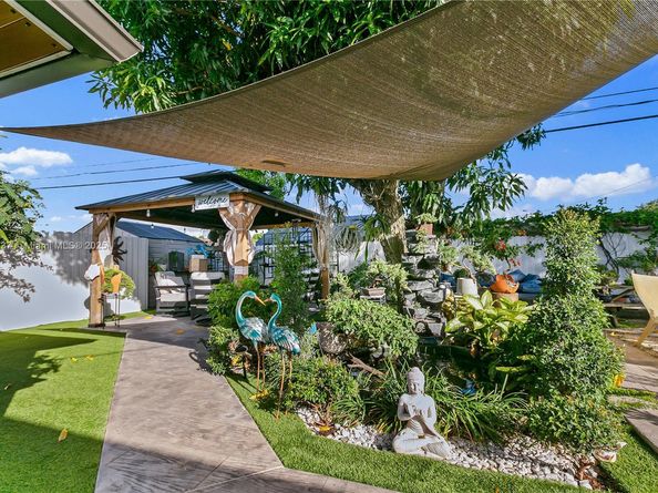 3311 NW 171st St, Miami Gardens FL 33056