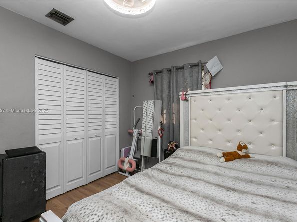 3311 NW 171st St, Miami Gardens FL 33056