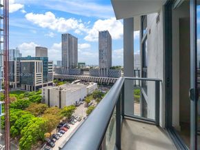 11 NE 6 1802, Miami FL 33132