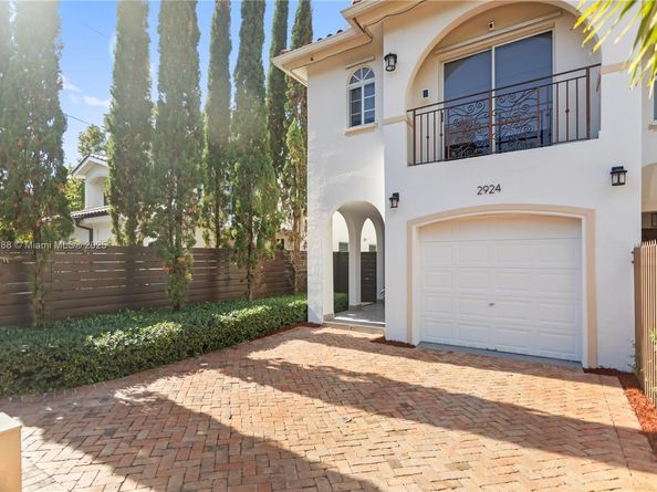 2924 Bridgeport Ave, Miami FL 33133