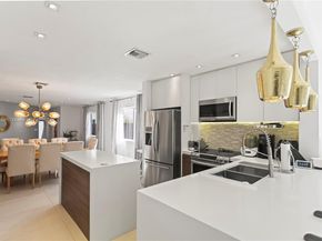2924 Bridgeport Ave, Miami FL 33133