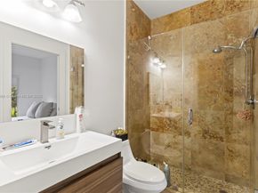 2924 Bridgeport Ave, Miami FL 33133