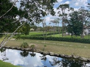 5721 Riverside Dr 302B5, Coral Springs FL 33067