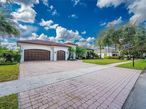 13372 SW 40th St, Davie FL 33330