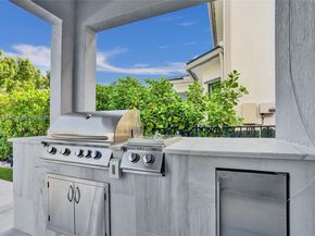 10795 Oceano Way, Parkland FL 33076