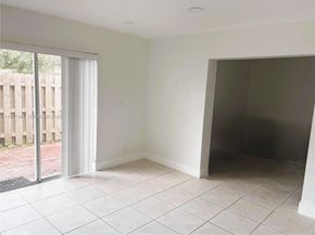 3743 NW 122nd Ter, Sunrise FL 33323