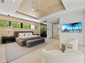 4041 S Le Jeune Rd, Miami FL 33146