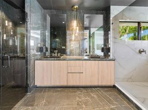 4041 S Le Jeune Rd, Miami FL 33146