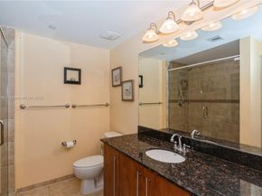 7350 SW 89th St 602S, Miami FL 33156