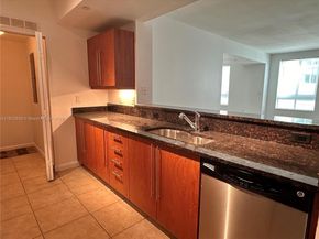 7350 SW 89th St 602S, Miami FL 33156