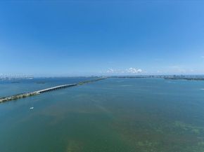 2900 NE 7th AVE 3902, Miami FL 33137