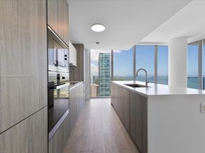 2900 NE 7th AVE 3902, Miami FL 33137