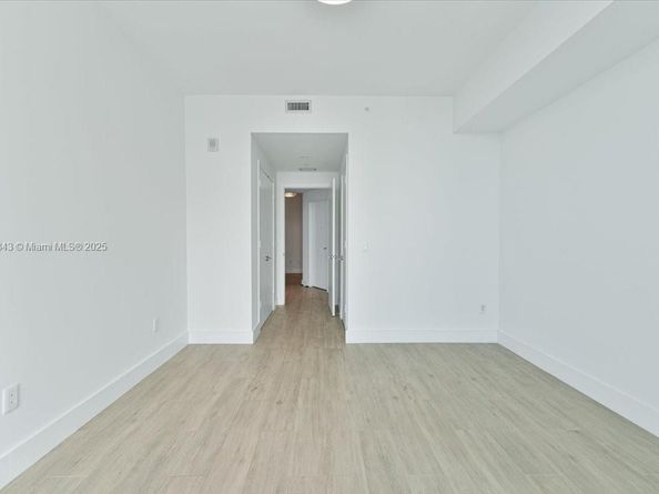 2900 NE 7th AVE 3902, Miami FL 33137