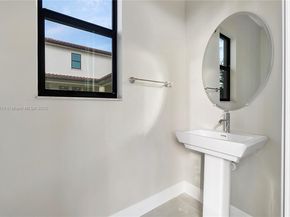 9065 W Parkland Bay Trl, Parkland FL 33076