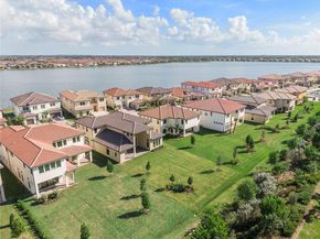 9065 W Parkland Bay Trl, Parkland FL 33076