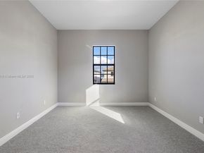 9065 W Parkland Bay Trl, Parkland FL 33076