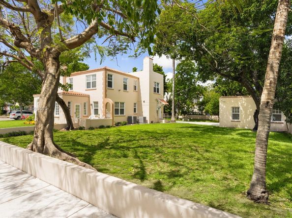 1801 SW 12th St, Miami FL 33135