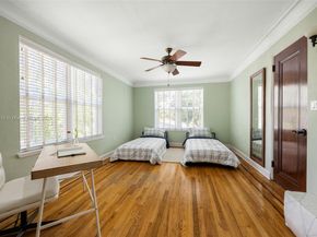 1801 SW 12th St, Miami FL 33135