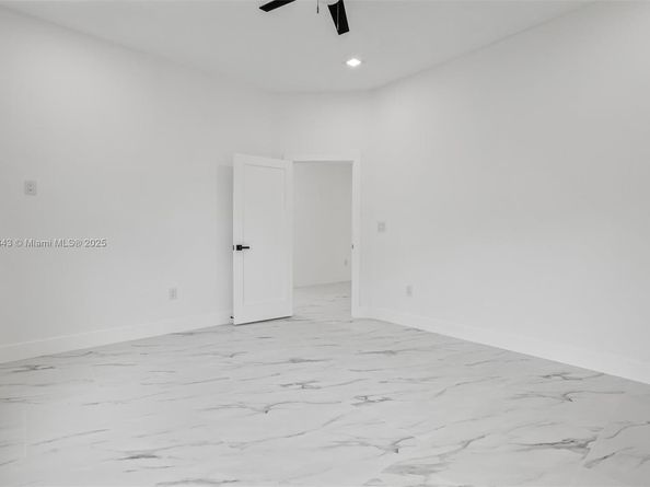 2536 NW 15th St, Fort Lauderdale FL 33311