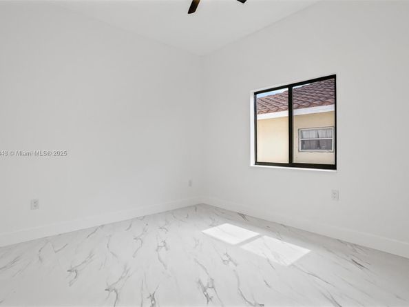 2536 NW 15th St, Fort Lauderdale FL 33311