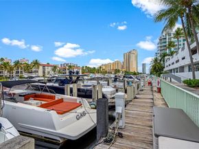 3029 NE 188th St 609, Aventura FL 33180