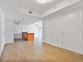 50 Biscayne Blvd 4008, Miami FL 33132